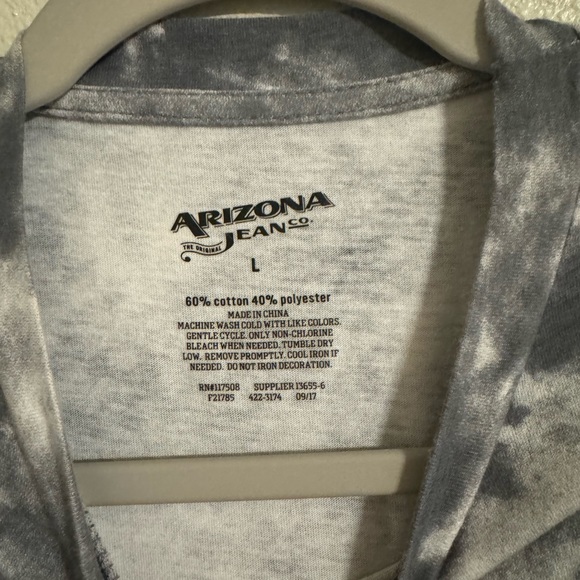 (💚3/$12) AC/DC Ladies Shirt - Picture 3 of 3